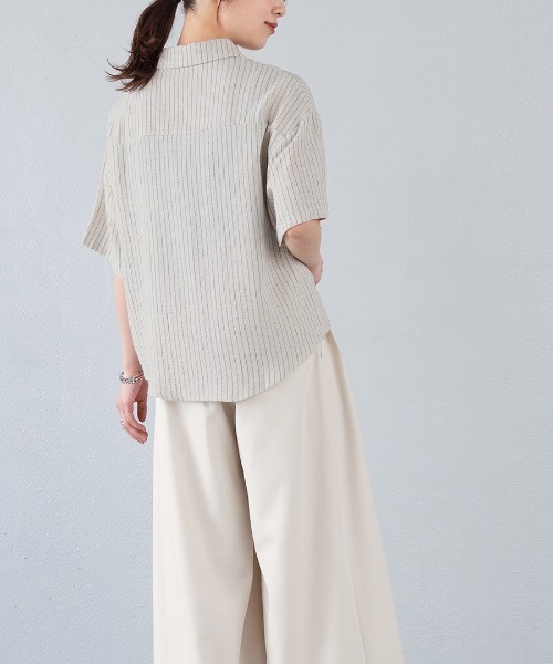 murea(ミュレア)の「フロントショート丈ストライプ半袖シャツ(シャツ/ブラウス・レディース・ベージュ/ブラック/ホワイト・FREE)」の20枚目の写真