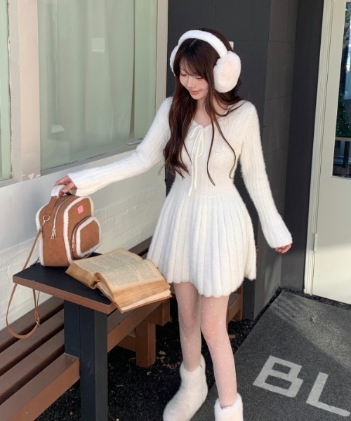 Alvia(アルビア)の「シャギーミニワンピース ふわふわフィット フレアニットワンピース(ワンピース・レディース・ホワイト・M)」の18枚目の写真