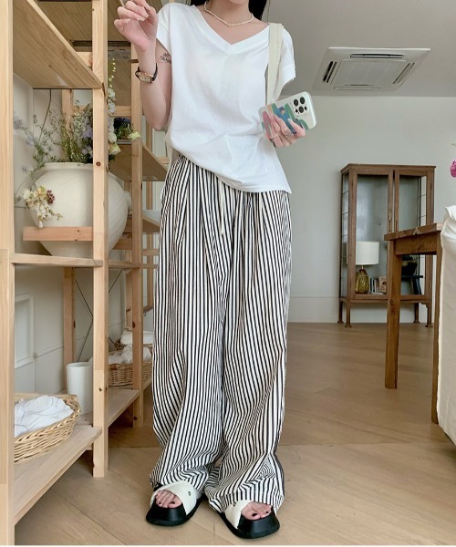 WEGO(ウィゴー)の「カラーストライプイージーストレートパンツ(その他パンツ・レディース・ブラック系その他5/グリーン系その他5/ブラウン系その他5・LARGE/MEDIUM)」の13枚目の写真