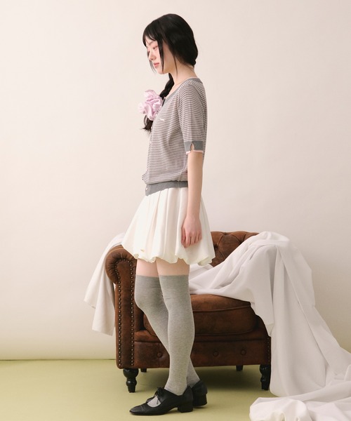 loin nuit(ロワンニュイ)の「wavy button knit cardigan / ウェービーボタンニットカーディガン(カーディガン/ボレロ・レディース・グレー/ブラウン/ラベンダー/オレンジ・FREE)」の10枚目の写真