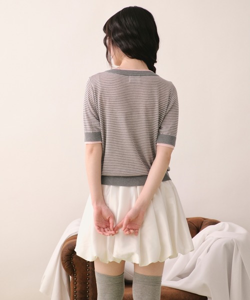 loin nuit(ロワンニュイ)の「wavy button knit cardigan / ウェービーボタンニットカーディガン(カーディガン/ボレロ・レディース・グレー/ブラウン/ラベンダー/オレンジ・FREE)」の14枚目の写真