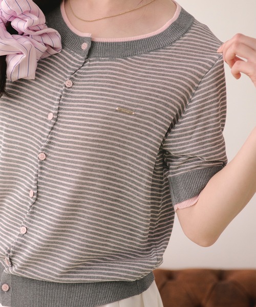 loin nuit(ロワンニュイ)の「wavy button knit cardigan / ウェービーボタンニットカーディガン(カーディガン/ボレロ・レディース・グレー/ブラウン/ラベンダー/オレンジ・FREE)」の7枚目の写真
