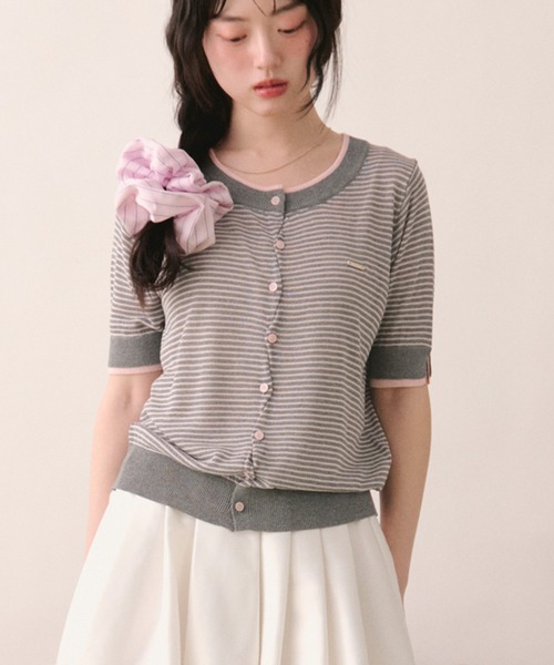 loin nuit(ロワンニュイ)の「wavy button knit cardigan / ウェービーボタンニットカーディガン(カーディガン/ボレロ・レディース・グレー/ブラウン/ラベンダー/オレンジ・FREE)」の17枚目の写真