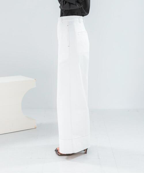 URBAN RESEARCH ROSSO WOMEN(アーバンリサーチ ロッソ)の「コットンツイルワイドパンツ(その他パンツ・レディース・ブラウン/ホワイト・36/38)」の3枚目の写真
