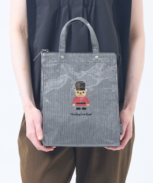 MACKINTOSH PHILOSOPHY（ﾏｯｷﾝﾄｯｼｭ ﾌｨﾛｿﾌｨｰ）の「バッキンガムベアトート（トートバッグ・レディース・ネイビー/ブラック/グリーン・FREE）」の4枚目の写真