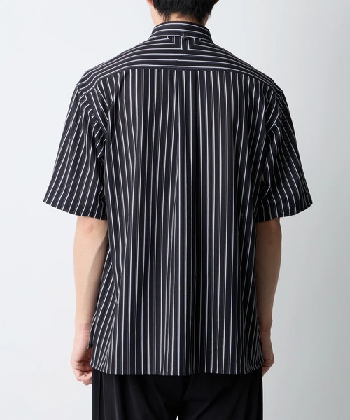 WHITE MOUNTAINEERING（ホワイトマウンテニアリング）の「【White Mountaineering/ホワイトマウンテニアリング】STRIPE SHORT SLEEVE PULLOVER SHIRT（シャツ/ブラウス・メンズ・ブラック/サックスブルー・0/1/2）」の6枚目の写真