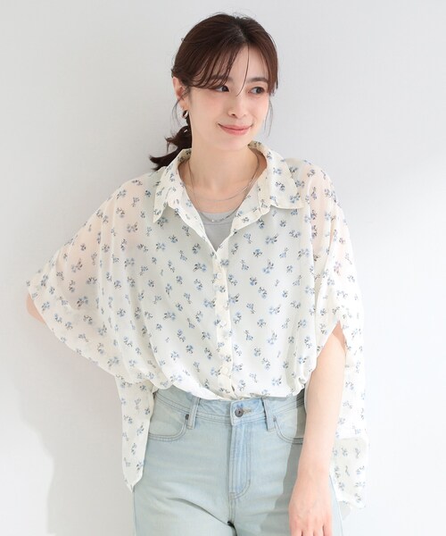 SHOO・LA・RUE(シューラルー)の「【洗濯機可/体型カバー】柄アソート ポンチョ風シアーシャツ(シャツ/ブラウス・レディース・アイボリー系6/ダークブラウン/ホワイト系5/スモーキーグリーン系・00)」の15枚目の写真
