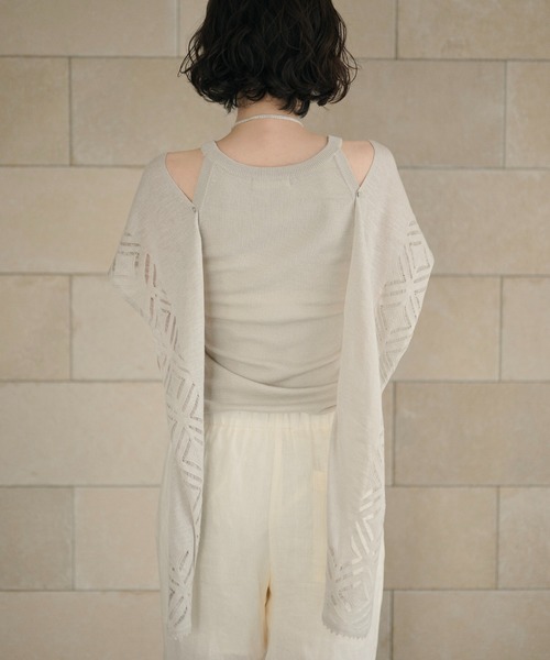 LAULEN(ローレン)の「multi way layered openwork shawl knit /レイヤードオープンワークショールニット(ニット/セーター・レディース・グレー/ベージュ/アイボリー・FREE)」の16枚目の写真