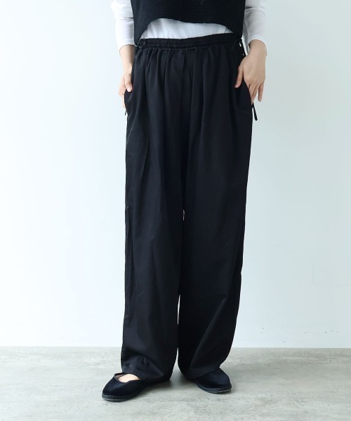 yuni(ユニ )の「R/C twill product dye drawstrings pants(その他パンツ・レディース・パープル/ベージュ/イエロー/ピンク/ブラック・FREE)」の2枚目の写真