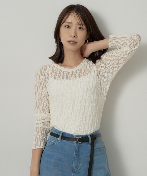 UNTITLED(アンタイトル)の「【羽織りのインナーに】レースプルオーバー(Tシャツ/カットソー・レディース・ライトブルー/オフホワイト/ブラック・00/02/04/44/48)」の5枚目の写真