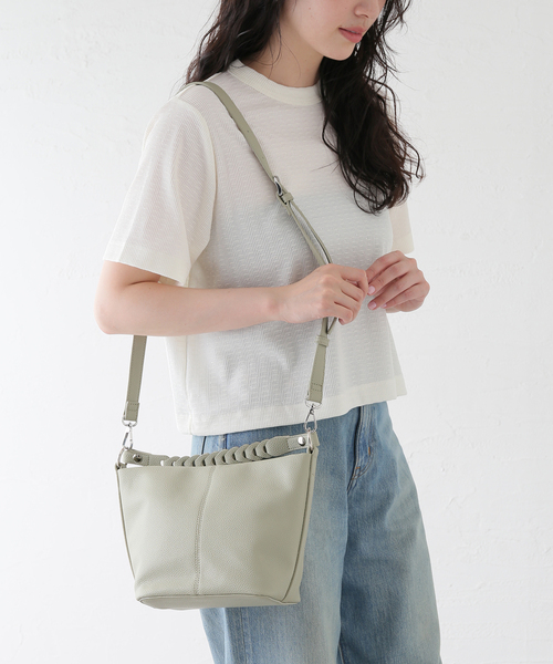 MIAN (ミアン)の「MIAN / ミアン 編み込みハンドル2WAYショルダーバッグ(ショルダーバッグ・レディース・ライトグリーン/ブラック/ホワイト・FREE)」の20枚目の写真