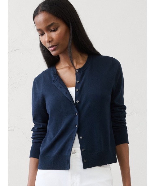 BANANA REPUBLIC FACTORY STORE(バナナリパブリック ファクトリーストア)の「BANANA REPUBLIC FACTORY STORE Foreverクルーネックカーディガン(カーディガン/ボレロ・レディース・ブラック/ネイビー・M/S/XS/L)」の1枚目の写真