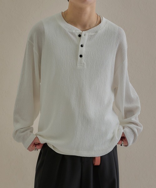 epnok(エプノック)の「ベーシックルーズシャーリングヘンリーネックTee(Tシャツ/カットソー・メンズ・ブラウン/オフホワイト/チャコールグレー・SMALL/LARGE/MEDIUM)」の1枚目の写真