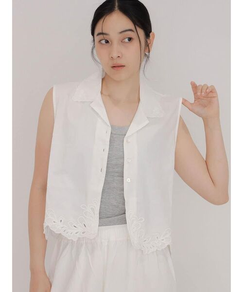 FIKA.(フィーカ)の「Open collar cutwork shirt(シャツ/ブラウス・レディース・オフホワイト/ブラック・MEDIUM)」の3枚目の写真