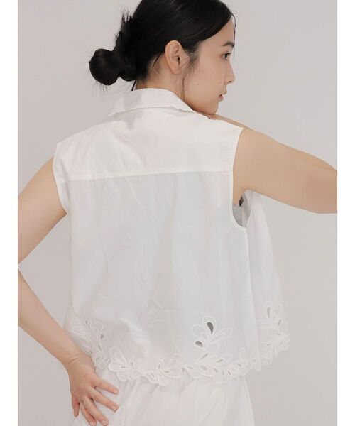FIKA.(フィーカ)の「Open collar cutwork shirt(シャツ/ブラウス・レディース・オフホワイト/ブラック・MEDIUM)」の6枚目の写真