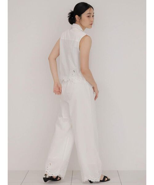 FIKA.(フィーカ)の「Open collar cutwork shirt(シャツ/ブラウス・レディース・オフホワイト/ブラック・MEDIUM)」の8枚目の写真