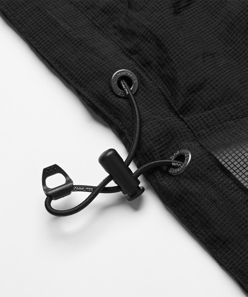 MODE COMMUTER(モードコミューター)の「Lightweight Mesh Full-Zip Hoodie Jacket(マウンテンパーカー・メンズ・ブラック・LARGE)」の18枚目の写真