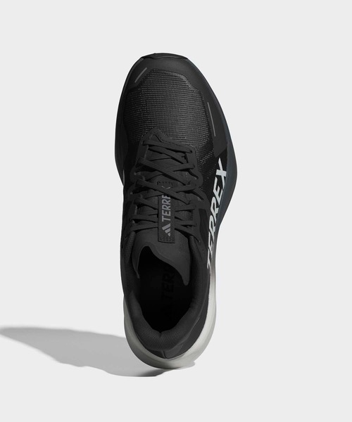 adidas(アディダス)の「テレックス アグラビック 3 トレイルランニング / Terrex Agravic 3 Trail Running / アディダス adidas(スニーカー・メンズ・ブラック・24.5cm/25.5cm/25.0cm/29.0cm/28.5cm/28.0cm/27.5cm/27.0cm/26.5cm/26.0cm)」の2枚目の写真