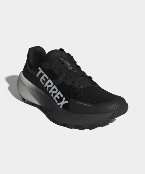 adidas(アディダス)の「テレックス アグラビック 3 トレイルランニング / Terrex Agravic 3 Trail Running / アディダス adidas(スニーカー・メンズ・ブラック・24.5cm/25.5cm/25.0cm/29.0cm/28.5cm/28.0cm/27.5cm/27.0cm/26.5cm/26.0cm)」の4枚目の写真