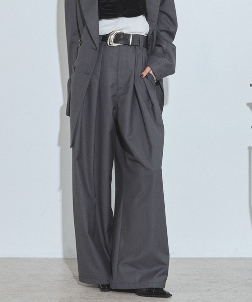 PAGEBOY（ページボーイ）の「セットアップワイドスラックス【セットアップ対応/無地色のみイージーケア】（スラックス・レディース・グレー/チェック/ブラック系その他/ブラック・FREE）」の3枚目の写真