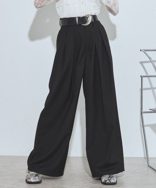PAGEBOY（ページボーイ）の「セットアップワイドスラックス【セットアップ対応/無地色のみイージーケア】（スラックス・レディース・グレー/チェック/ブラック系その他/ブラック・FREE）」の2枚目の写真