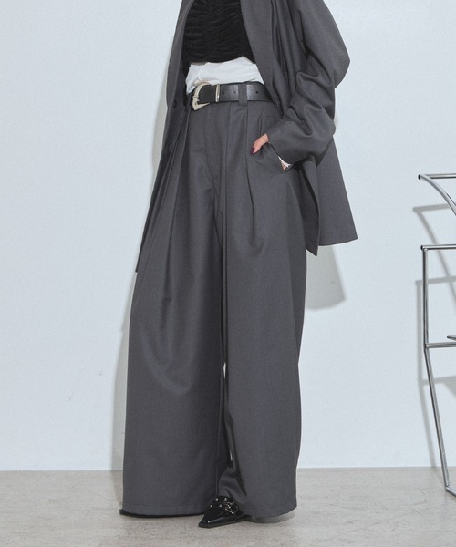PAGEBOY（ページボーイ）の「セットアップワイドスラックス【セットアップ対応/無地色のみイージーケア】（スラックス・レディース・グレー/チェック/ブラック系その他/ブラック・FREE）」の16枚目の写真