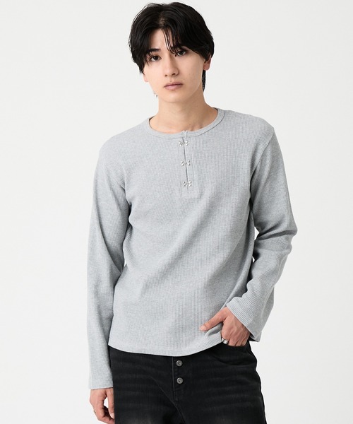 EVOLVERA(エボルヴェラー)の「Thermal Henley Neck Hook Long T-shirt / サーマルヘンリーネック フック ロングT(Tシャツ/カットソー・メンズ・ホワイト/グレー/ブラック系1・M/L)」の3枚目の写真