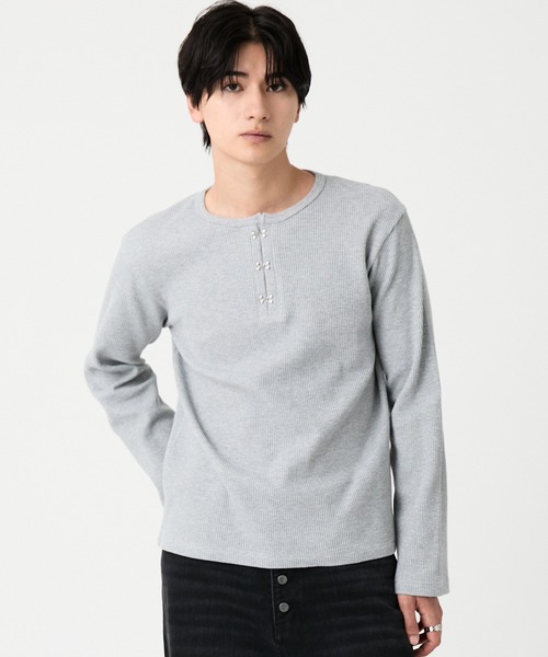 EVOLVERA(エボルヴェラー)の「Thermal Henley Neck Hook Long T-shirt / サーマルヘンリーネック フック ロングT(Tシャツ/カットソー・メンズ・ホワイト/グレー/ブラック系1・M/L)」の5枚目の写真