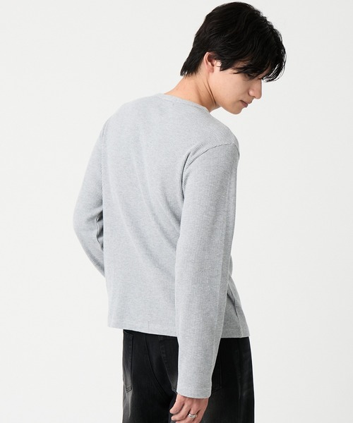 EVOLVERA(エボルヴェラー)の「Thermal Henley Neck Hook Long T-shirt / サーマルヘンリーネック フック ロングT(Tシャツ/カットソー・メンズ・ホワイト/グレー/ブラック系1・M/L)」の8枚目の写真