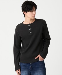EVOLVERA（エボルヴェラー）の「Thermal Henley Neck Hook Long T-shirt / サーマルヘンリーネック フック ロングT（Tシャツ/カットソー）」