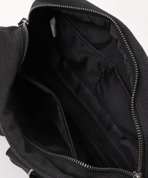 Dickies(ディッキーズ)の「DK TOUGH OUT MINI BOSTON BAG(ボストンバッグ・メンズ・ブラック/ブラウン/ベージュ/カーキ・FREE)」の7枚目の写真