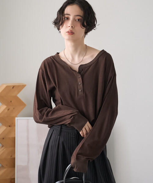 FREAK'S STORE(フリークスストア)の「2WAY シアーワッフル ヘンリーロンT/シアーロンT(Tシャツ/カットソー・レディース・ブラック/オフホワイト/ピンク/ブラウン・フリ-)」の3枚目の写真