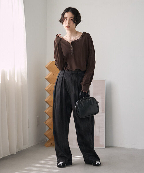 FREAK'S STORE(フリークスストア)の「2WAY シアーワッフル ヘンリーロンT/シアーロンT(Tシャツ/カットソー・レディース・ブラック/オフホワイト/ピンク/ブラウン・フリ-)」の6枚目の写真