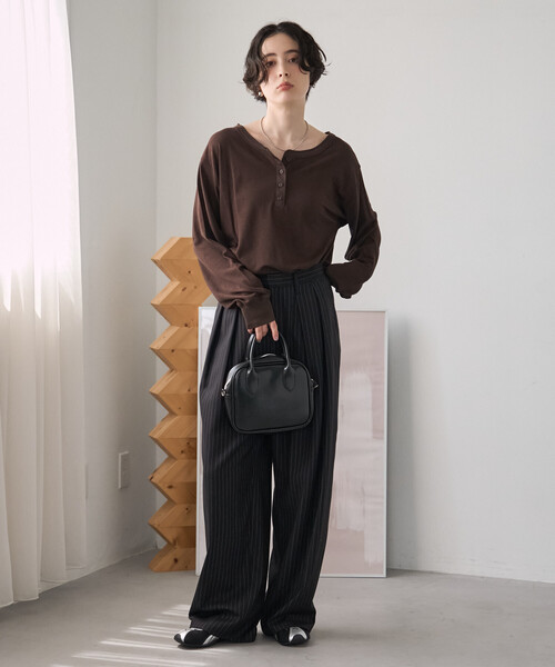 FREAK'S STORE(フリークスストア)の「2WAY シアーワッフル ヘンリーロンT/シアーロンT(Tシャツ/カットソー・レディース・ブラック/オフホワイト/ピンク/ブラウン・フリ-)」の11枚目の写真