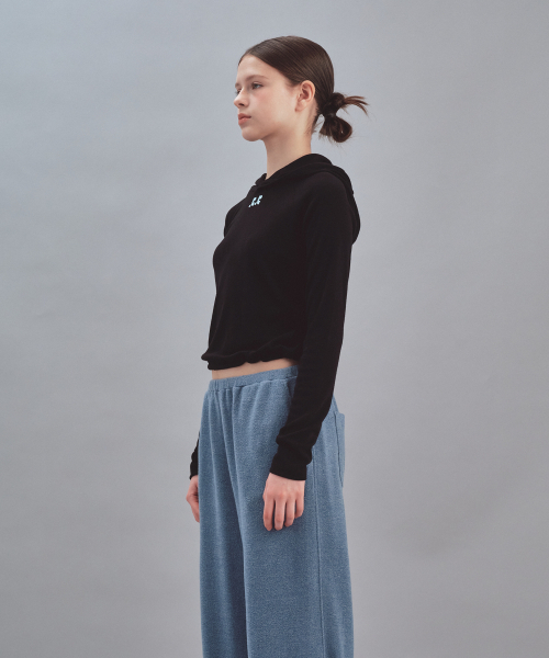 Rest&Recreation(レストアンドレクリエーション)の「HOOD LONG SLEEVE - BLACK(パーカー・レディース・その他・ONE)」の2枚目の写真