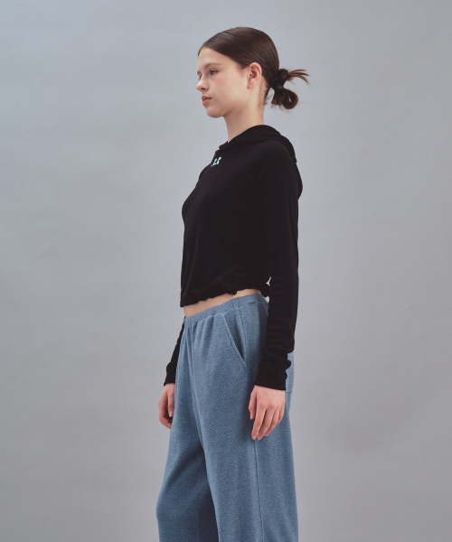 Rest&Recreation(レストアンドレクリエーション)の「HOOD LONG SLEEVE - BLACK(パーカー・レディース・その他・ONE)」の4枚目の写真