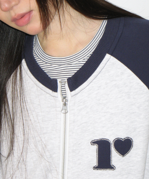 RONRON（ロンロン）の「COLLARLESS RAGLAN ZIP UP WHITE MELNAGE（その他トップス・レディース・その他・FREE）」の4枚目の写真