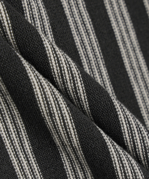 247SERIES(247シリーズ)の「マルチストライプニットスウェーター CHARCOAL(ニット/セーター・メンズ・チャコール・SMALL/MEDIUM/LARGE/X-LARGE/X-SMALL)」の6枚目の写真