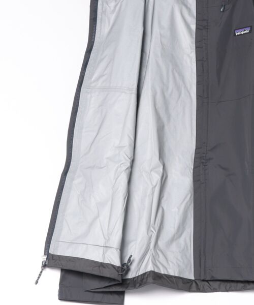 patagonia(パタゴニア)の「【Patagonia】TORRENTSHELL 3L JKT 85241(その他アウター・メンズ・チャコール/カーキ・L)」の4枚目の写真