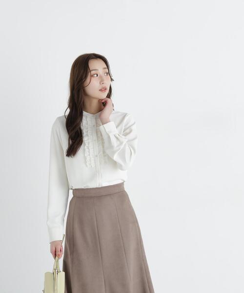 NATURAL BEAUTY BASIC(ナチュラルビューティーベーシック)の「フロントフリルブラウス(シャツ/ブラウス・レディース・ネイビー/ライトグリーン/オフホワイト・FREE)」の5枚目の写真