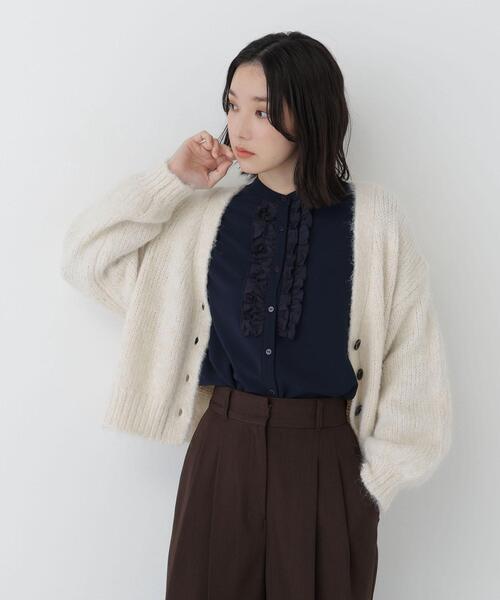 NATURAL BEAUTY BASIC(ナチュラルビューティーベーシック)の「フロントフリルブラウス(シャツ/ブラウス・レディース・ネイビー/ライトグリーン/オフホワイト・FREE)」の22枚目の写真