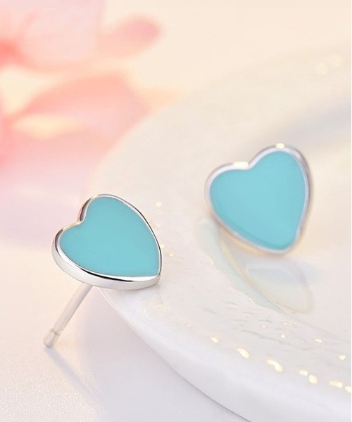 LA VORAGINE(ラ ヴォラジネ)の「カラーハートモチーフピアス(ピアス(両耳用)・レディース・PINK/BLUE・FREE)」の8枚目の写真