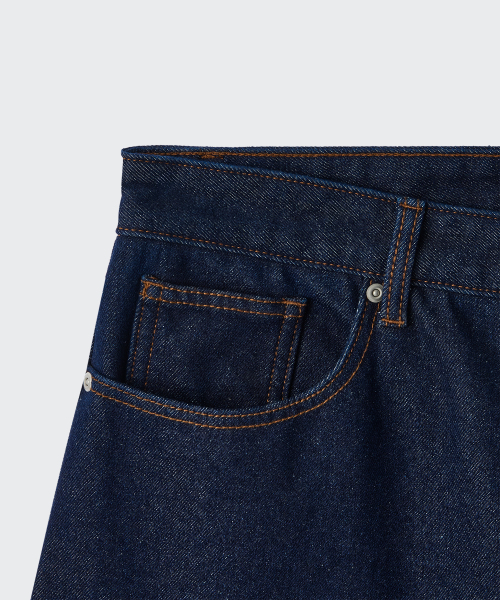 MUSINSA STANDARD（ムシンサスタンダード）の「スキミモカーブデニムパンツ [ディープインディゴ]（デニムパンツ・メンズ・その他・28/29/30/32/33/34/38）」の3枚目の写真
