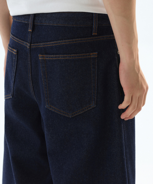 MUSINSA STANDARD（ムシンサスタンダード）の「スキミモカーブデニムパンツ [ディープインディゴ]（デニムパンツ・メンズ・その他・28/29/30/32/33/34/38）」の2枚目の写真