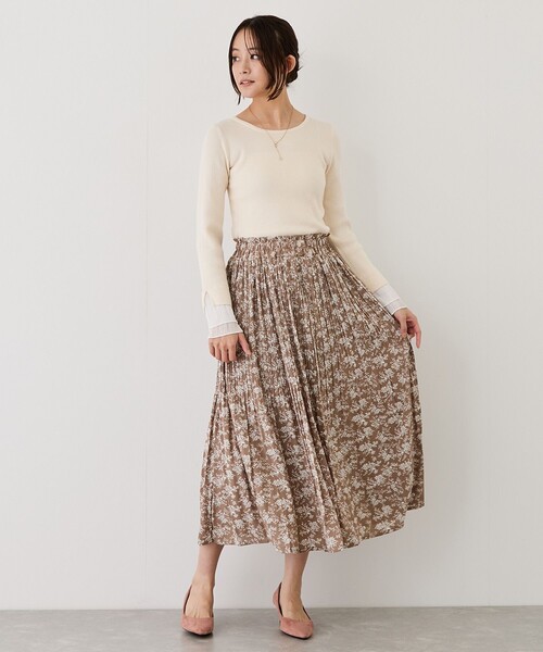 Jayro(ジャイロ)の「花柄消しプリーツスカート(スカート・レディース・ブラック系その他/ベージュ/ブルー系その他4・M)」の16枚目の写真
