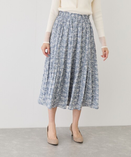 Jayro(ジャイロ)の「花柄消しプリーツスカート(スカート・レディース・ブラック系その他/ベージュ/ブルー系その他4・M)」の19枚目の写真