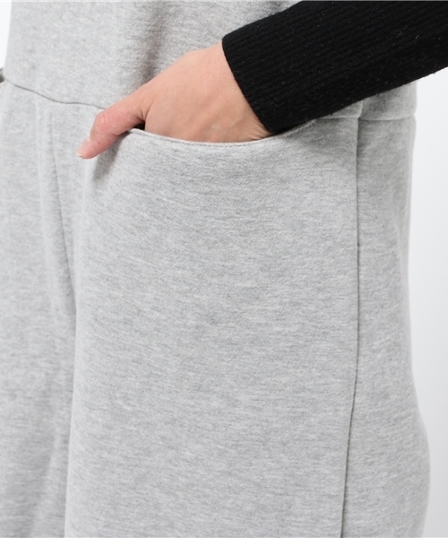 RODEO CROWNS WIDE BOWL（ロデオクラウンズワイドボウル）の「WARM カット オールインワン（ワンピース・レディース・ブラック/トップグレー/ベージュ・MEDIUM/SMALL）」の10枚目の写真