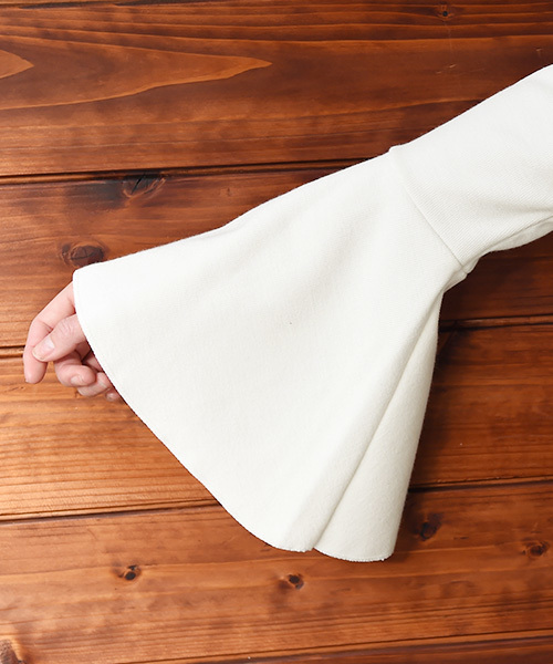 Luz Llena (NEY)（ラズレナニー）の「袖口フレアニットソートップス/ボトルネックニット（ニット/セーター・レディース・オフホワイト/ベージュ・MEDIUM）」の8枚目の写真