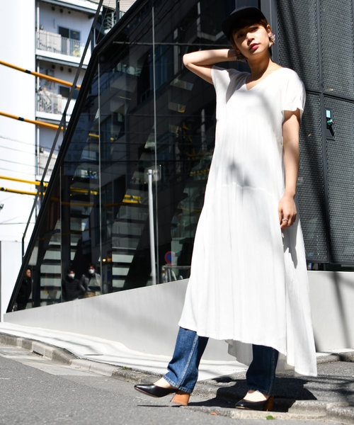 CIAOPANIC（チャオパニック）の「クレープティアードワンピース（ワンピース・レディース・ネイビー/ピンク/ホワイト/ホワイト系その他/ブルー系その他・FREE）」の2枚目の写真