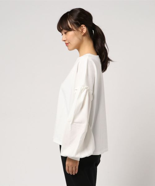 Pierrot（ピエロ）の「異素材切り替え ボリュームスリーブトップス（Tシャツ/カットソー・レディース・オフホワイト/ブラック/杢グレー・M/L）」の5枚目の写真